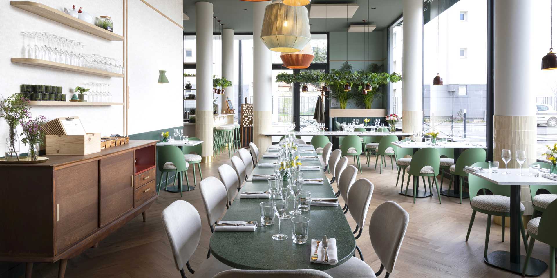 Aménagement d'un restaurant par un architecte spécialiste de l'architecture commerciale en région parisienne